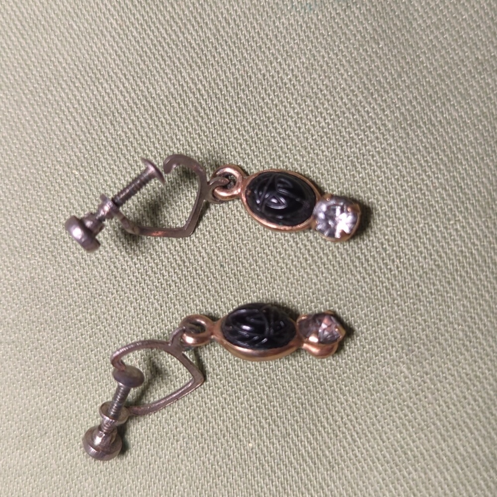 Vintage Art Deco Egyptian Revival Black Scarab Screw-back Earrings